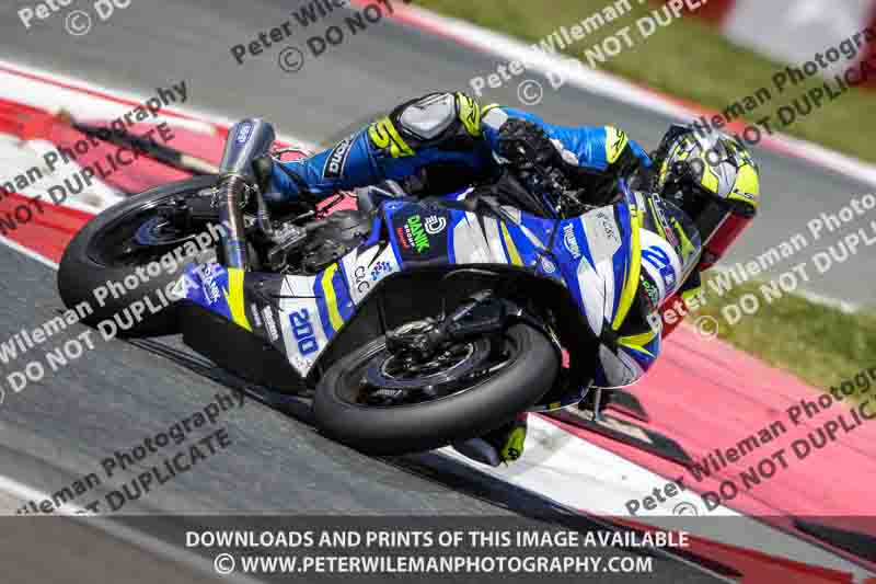 cadwell no limits trackday;cadwell park;cadwell park photographs;cadwell trackday photographs;enduro digital images;event digital images;eventdigitalimages;navarra;no limits trackdays;peter wileman photography;racing digital images;trackday digital images;trackday photos